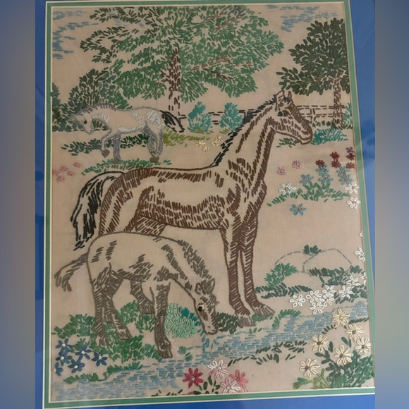 Framed Finished Crewel Embroidery Horse & Foal In a Pasture - Picture 2 of 8